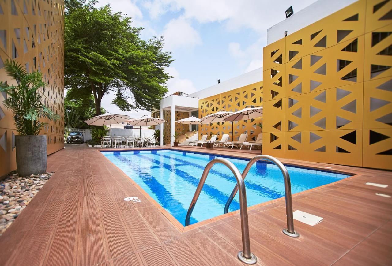 The Cabin Hotel Acra Exterior foto