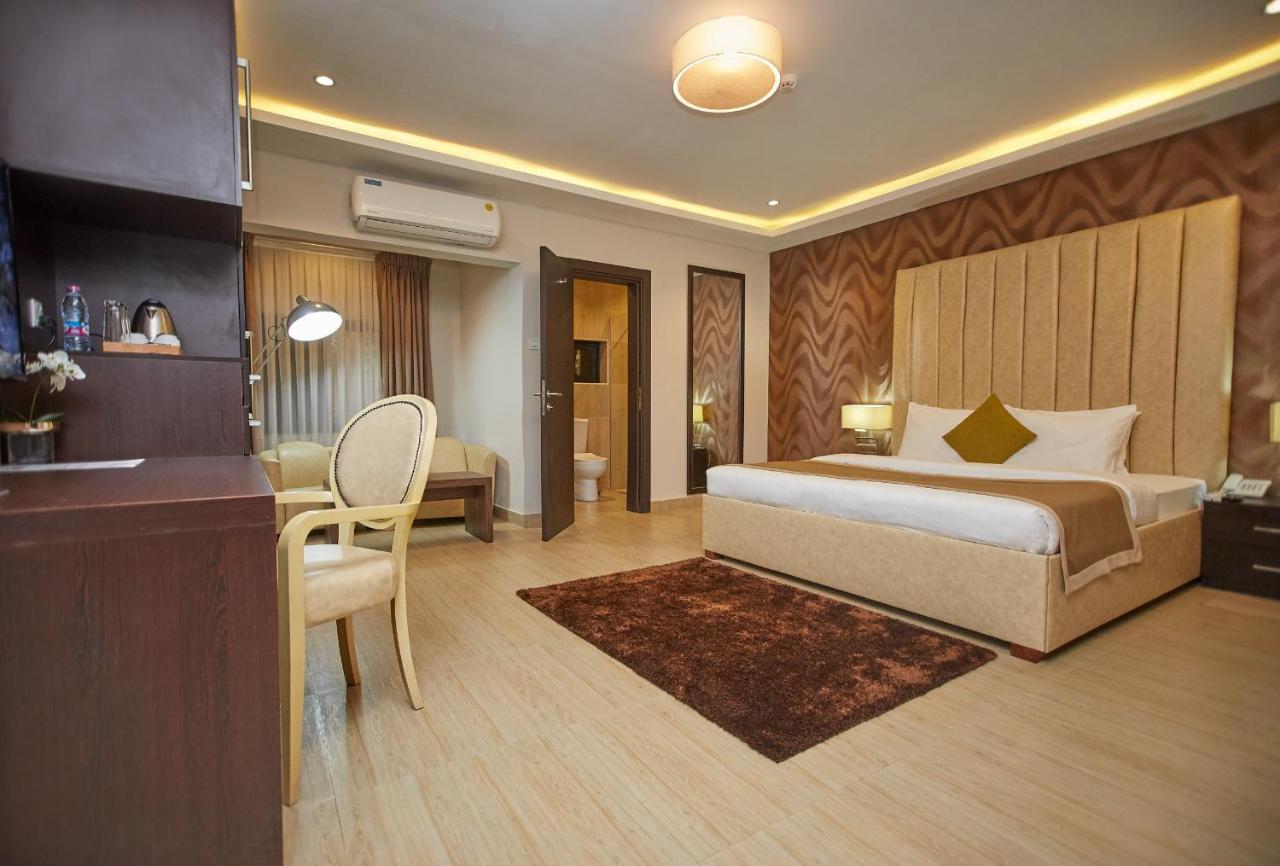 The Cabin Hotel Acra Exterior foto