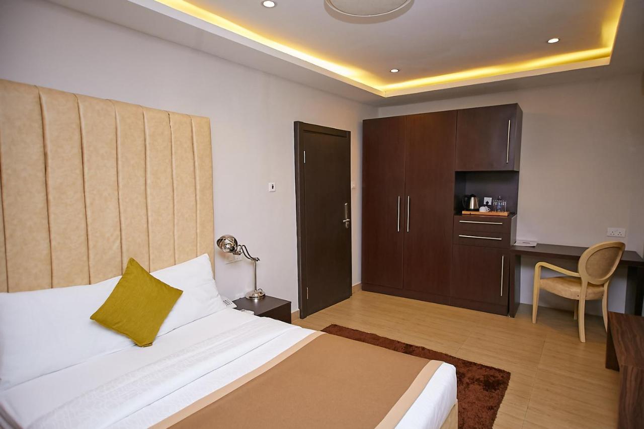 The Cabin Hotel Acra Exterior foto