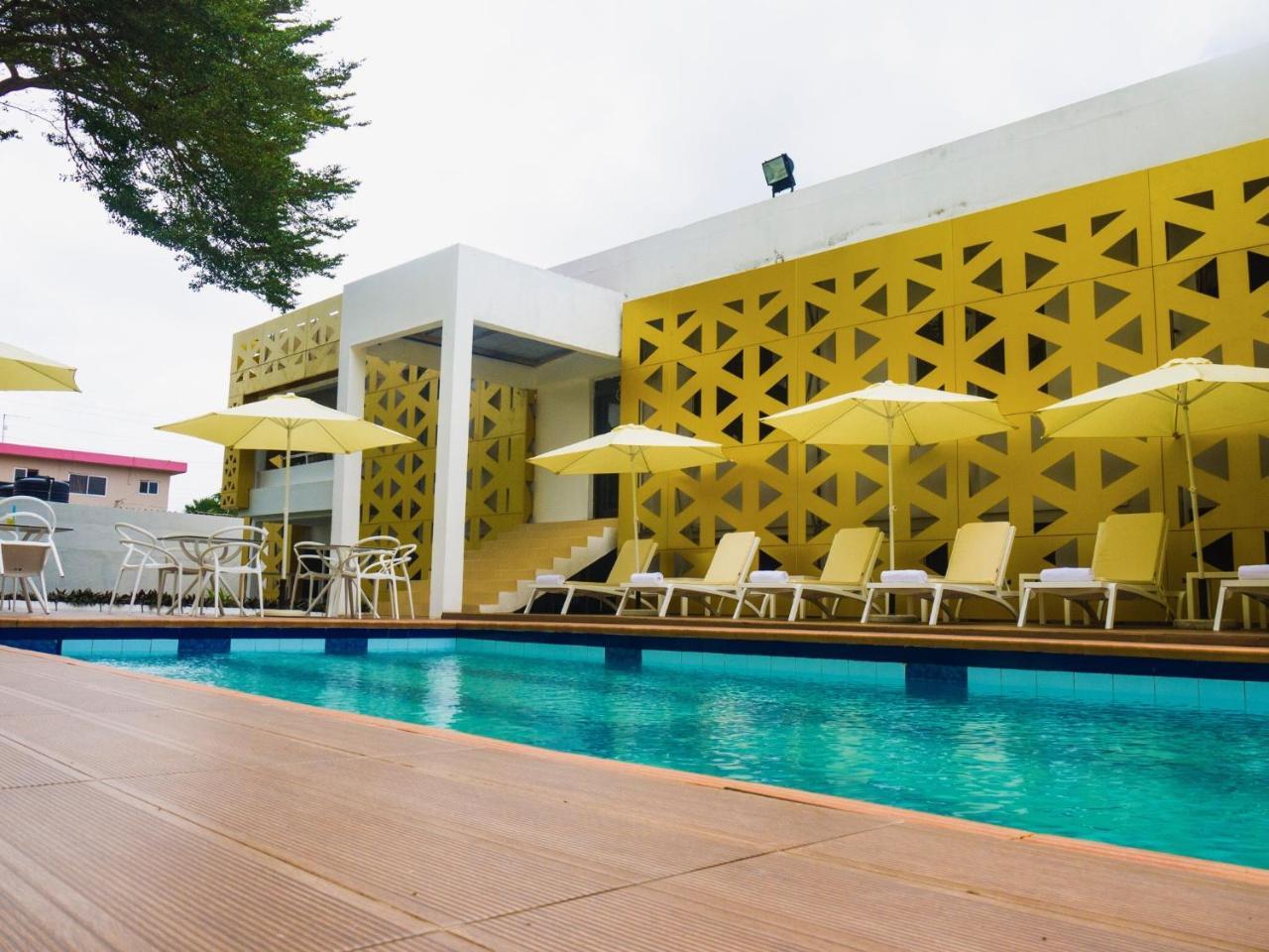 The Cabin Hotel Acra Exterior foto